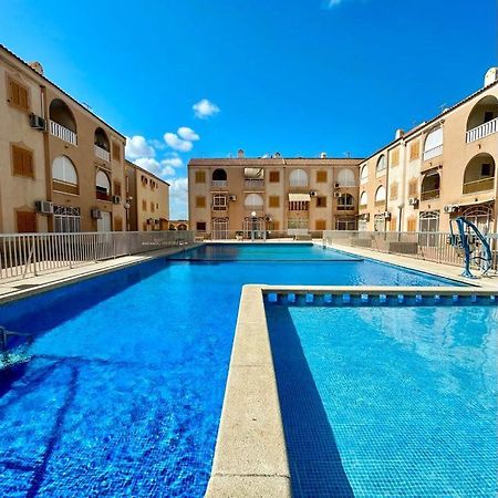 Sunshine Apartment Torrevieja Eksteriør billede