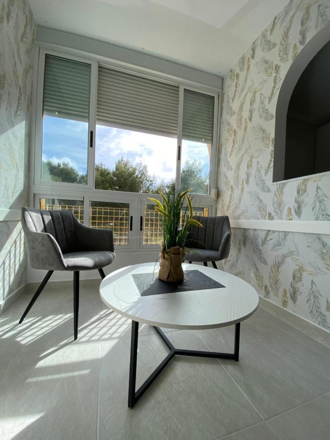 Sunshine Apartment Torrevieja Eksteriør billede