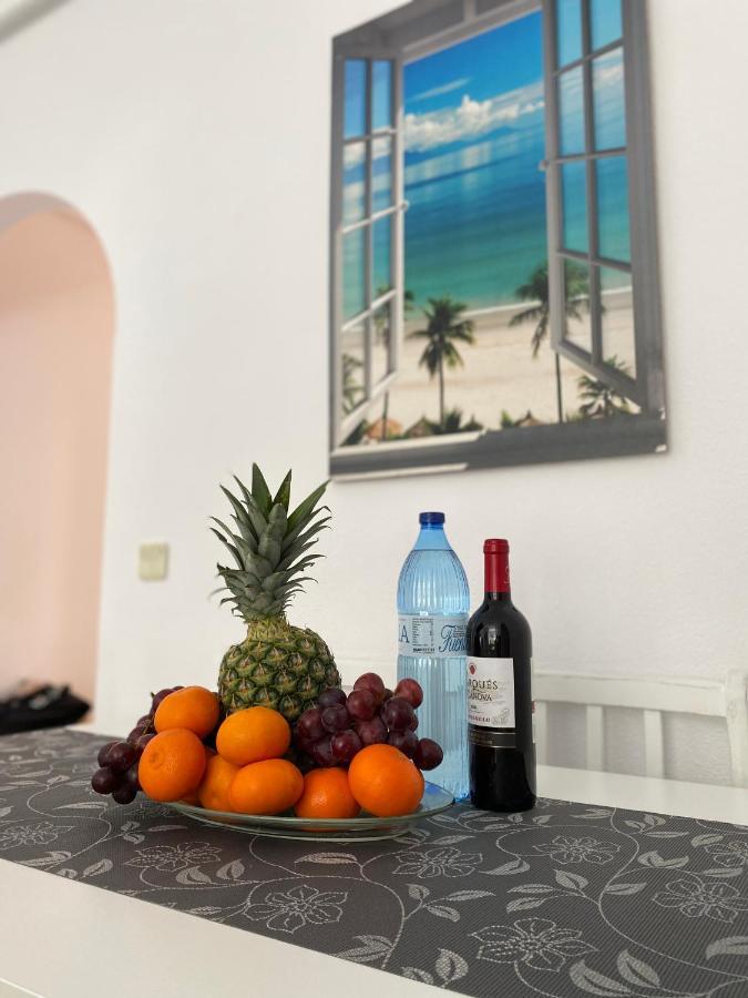 Sunshine Apartment Torrevieja Eksteriør billede